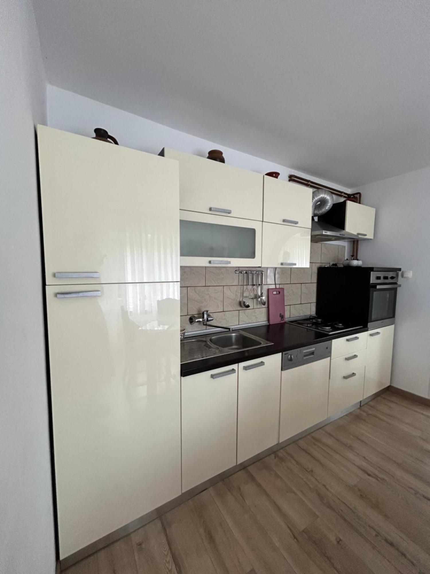 Apartments And Rooms Krizmanic Smoljanac Bagian luar foto